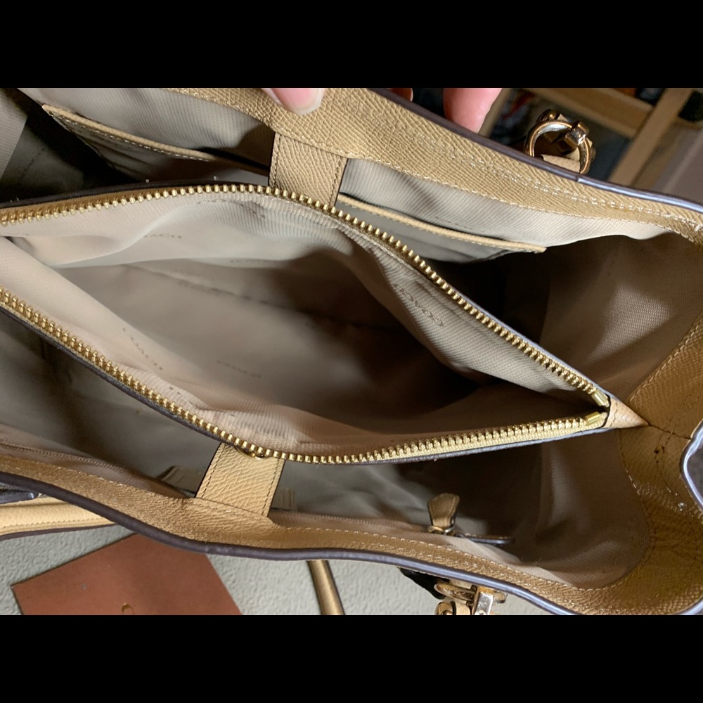 Bag - Picture 3 of 5